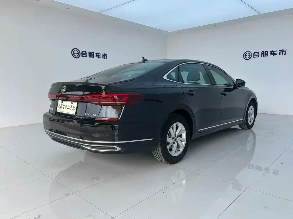 Volkswagen Passat — фото 4