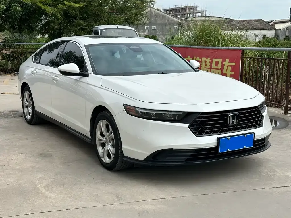 Honda Accord — фото 3