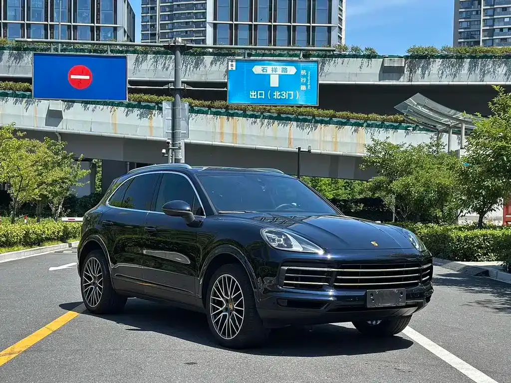 Porsche Cayenne — фото 3