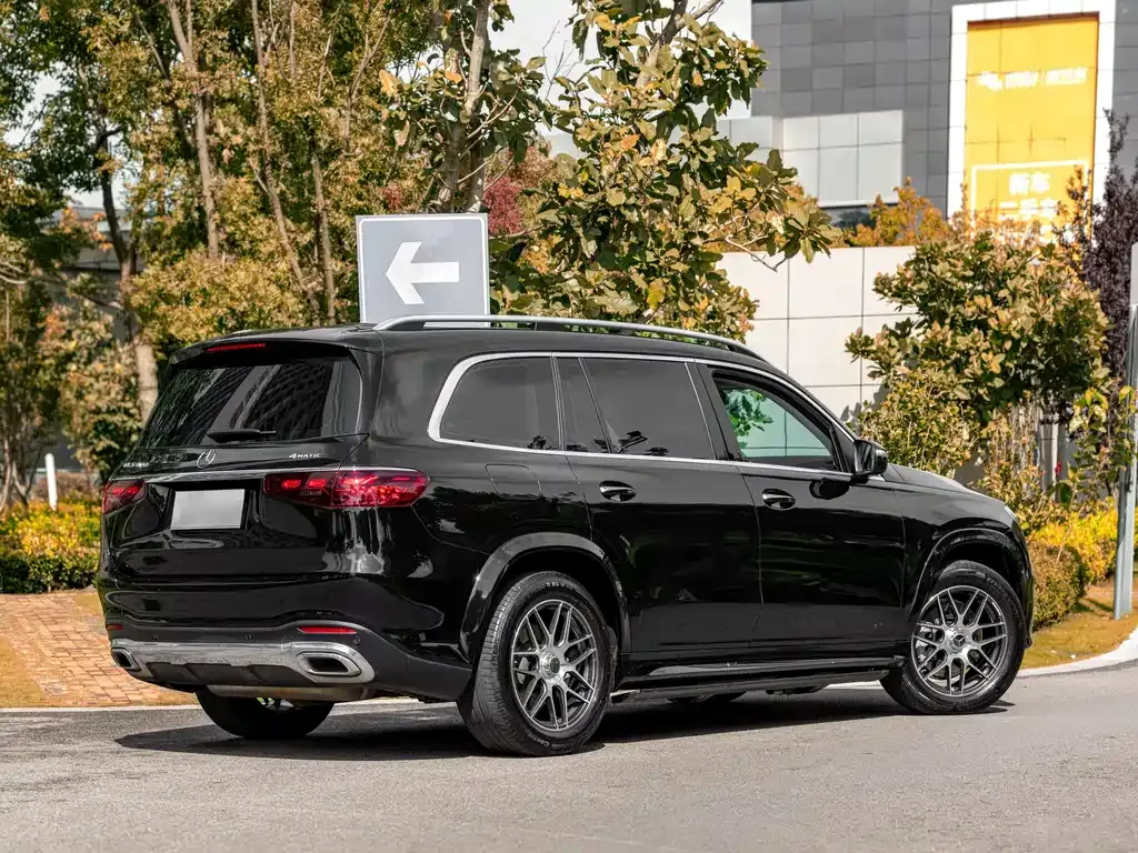 Mercedes-Benz GLS — фото 5
