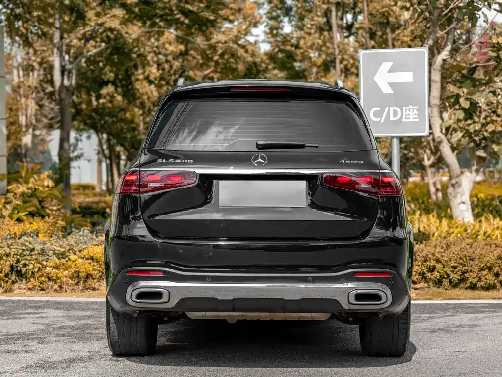 Mercedes-Benz GLS — фото 6