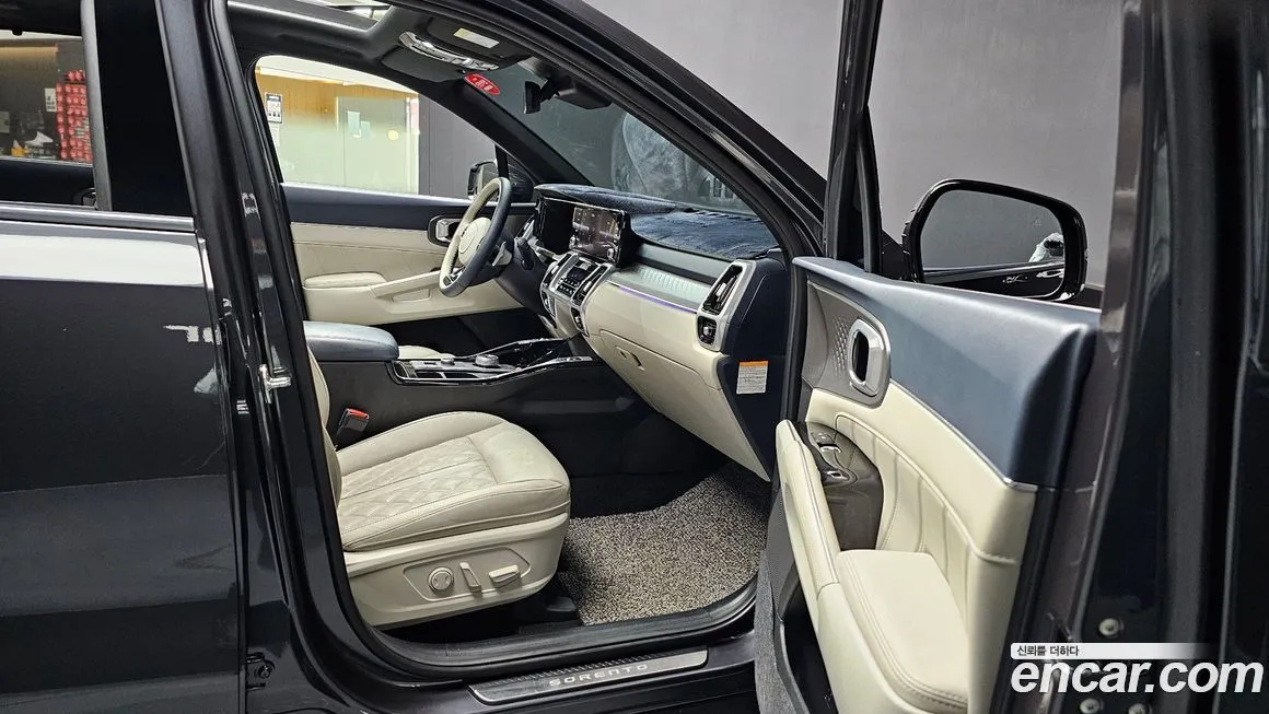 Kia Sorento — фото 10