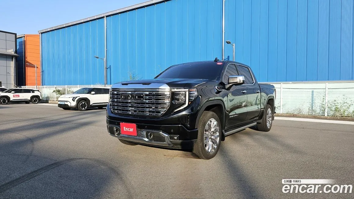 GMC Sierra — фото 1