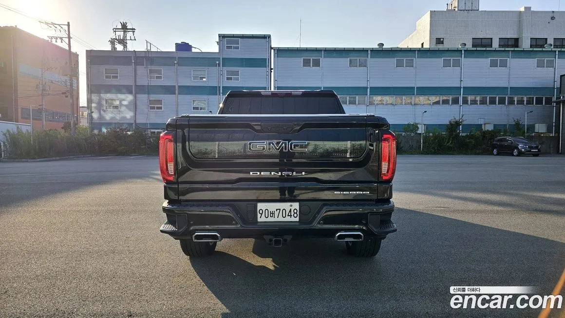 GMC Sierra — фото 4