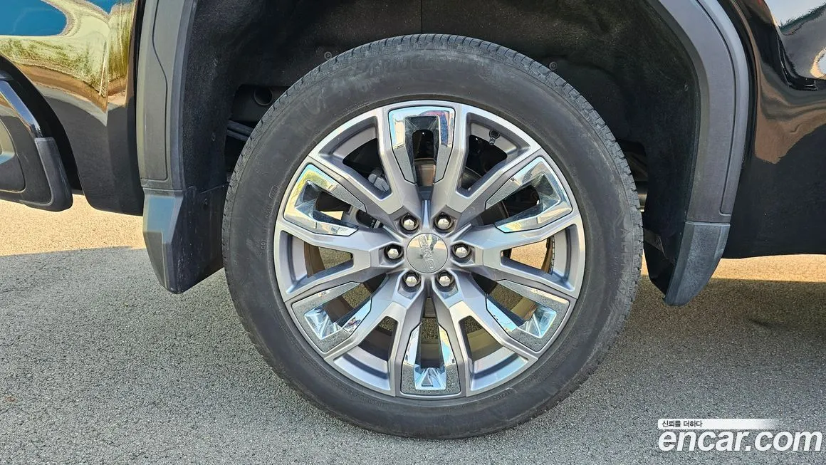 GMC Sierra — фото 5