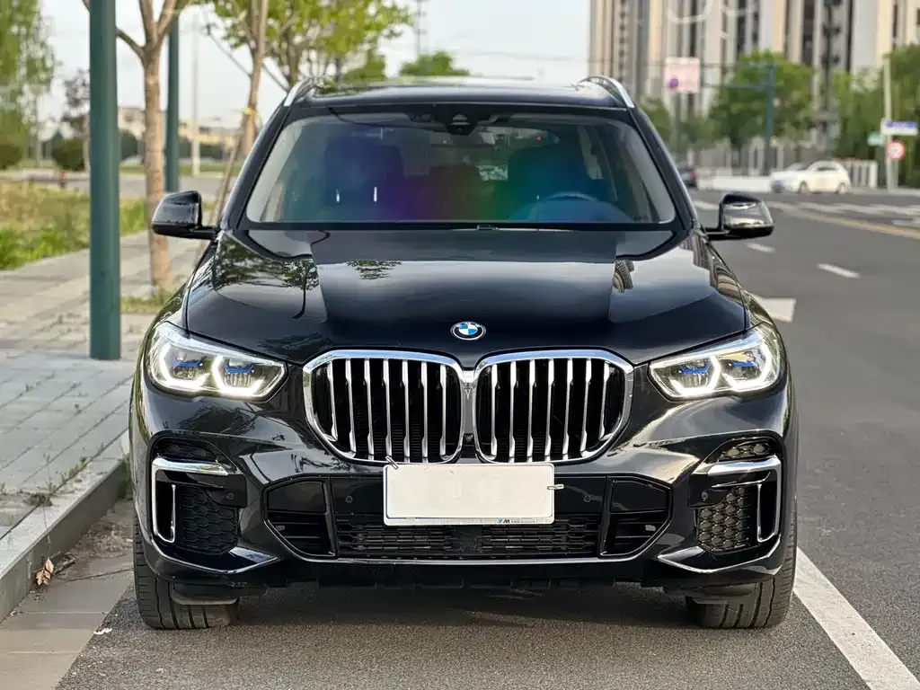 BMW X5 — фото 2