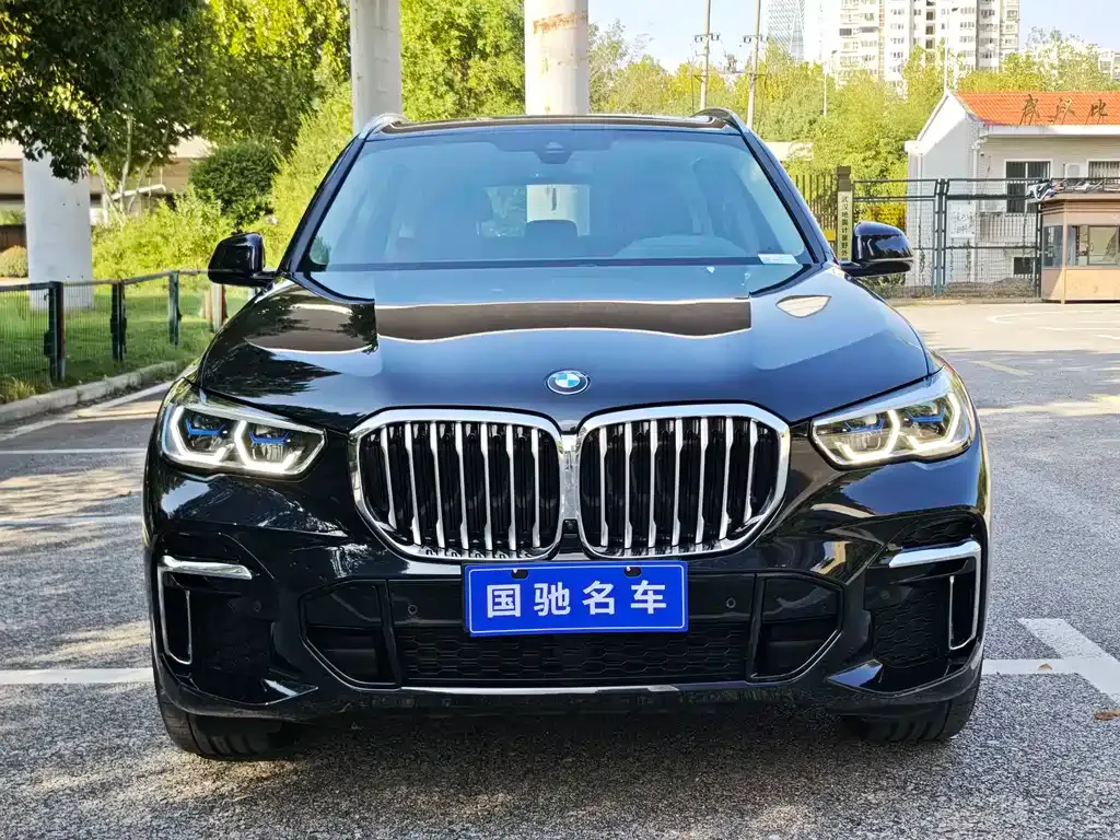 BMW X5 — фото 2