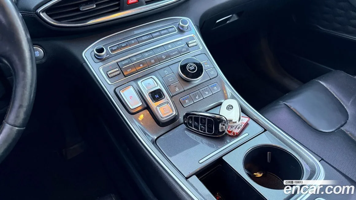 Hyundai Santafe — фото 8