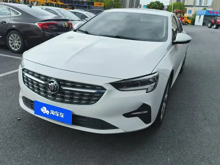 Buick Regal — фото 1