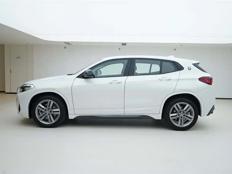 BMW X2 — фото 3