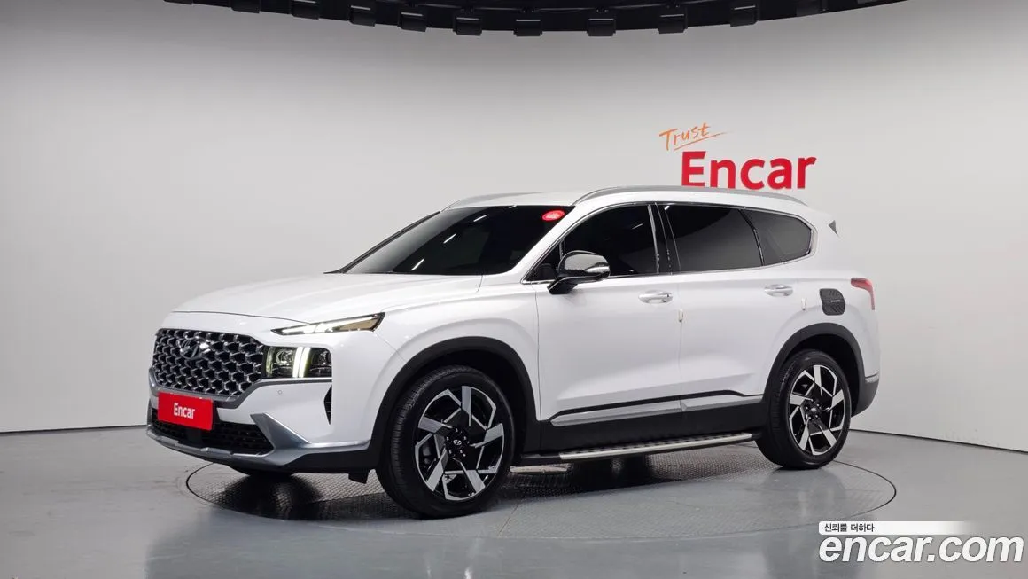 Hyundai Santafe — фото 1