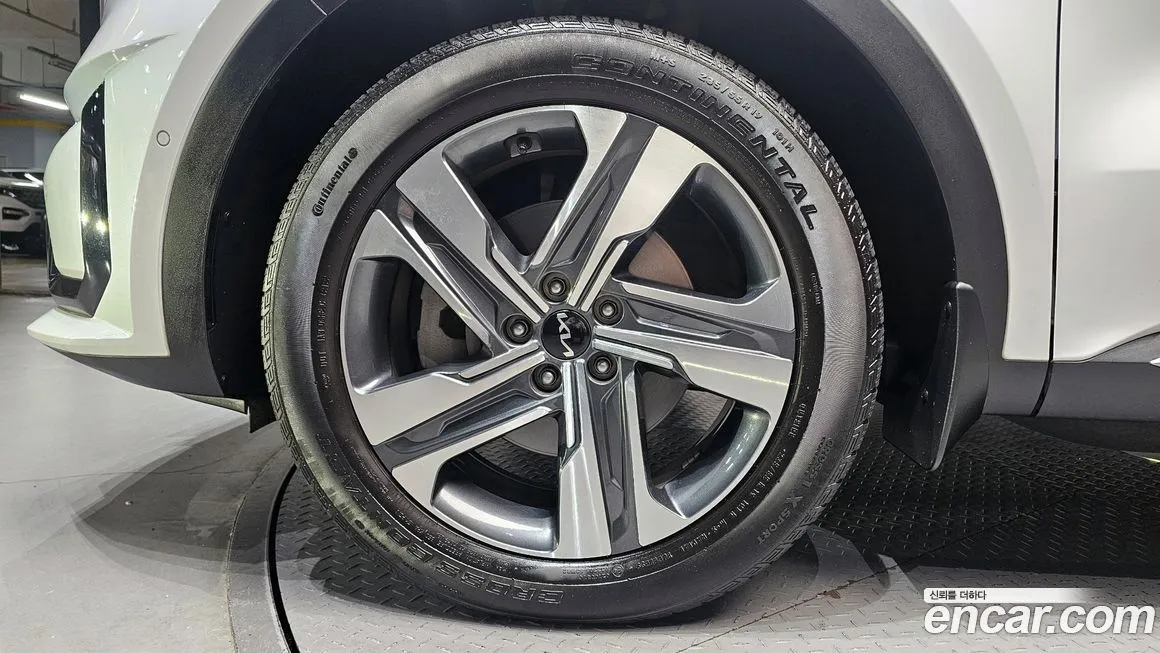 Kia Sorento — фото 5