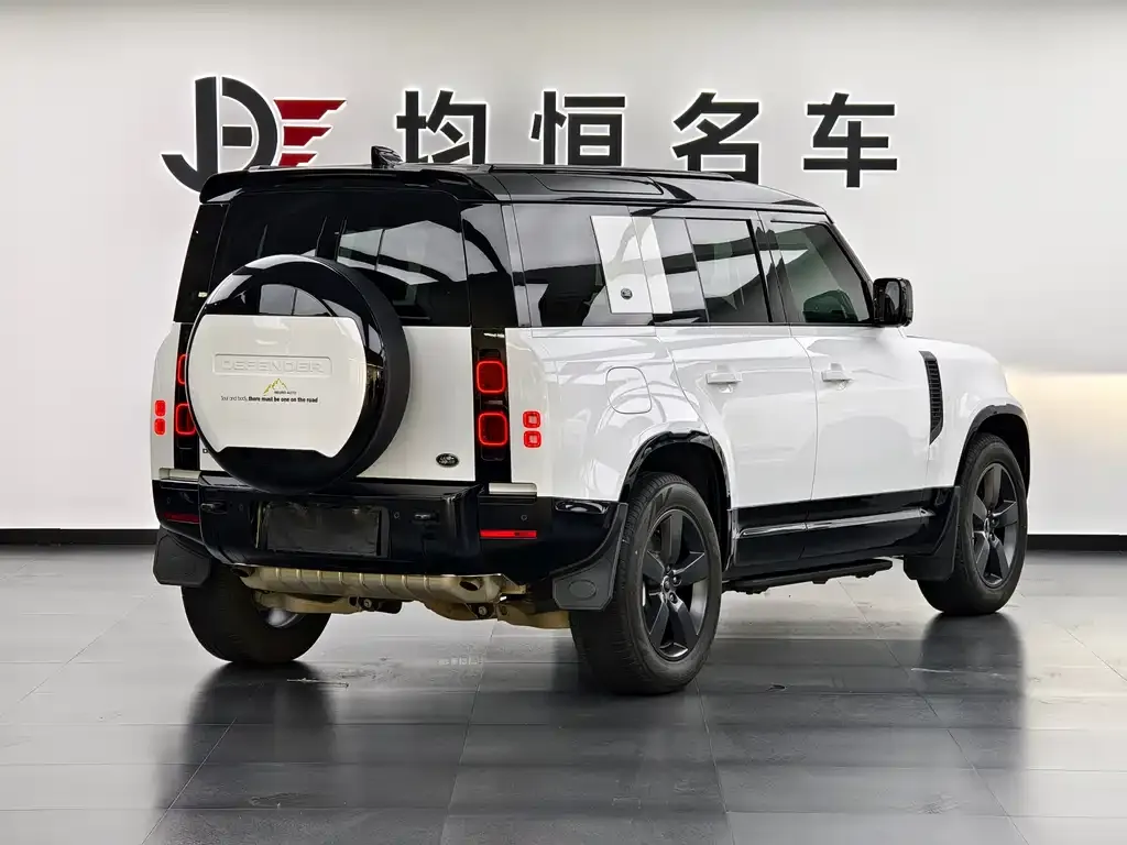 Land Rover Defender — фото 2