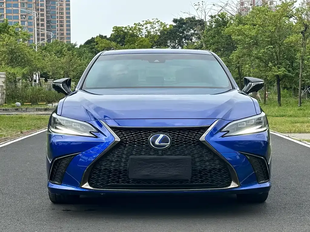 Lexus ES — фото 2