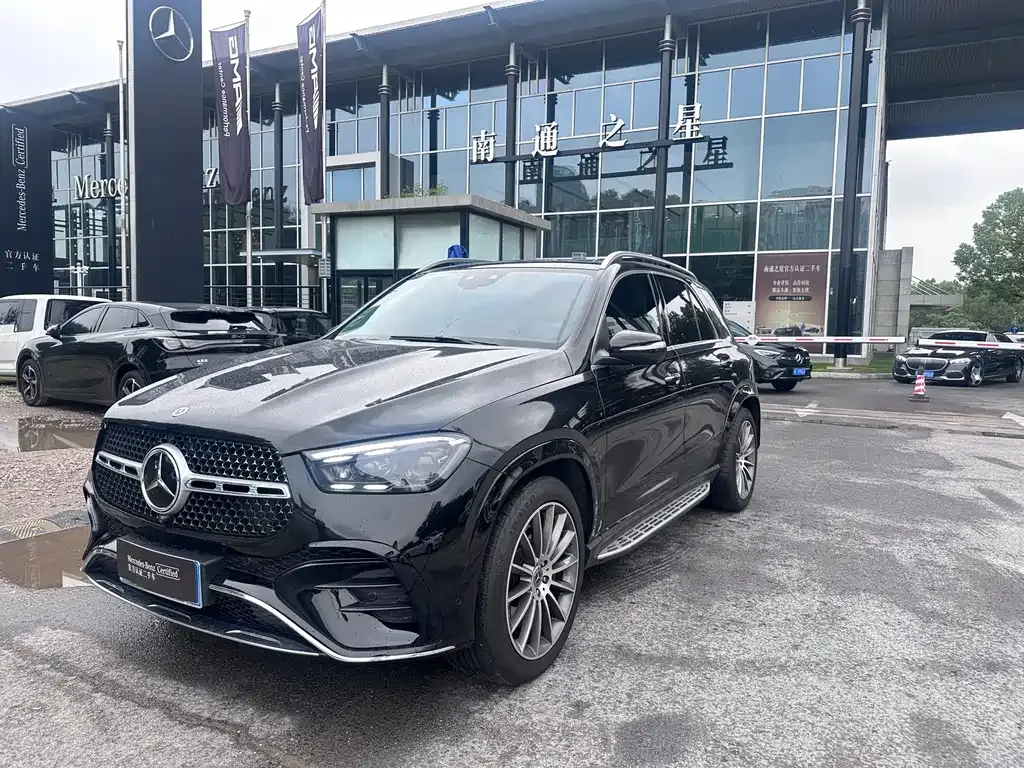 Mercedes-Benz GLE — фото 1