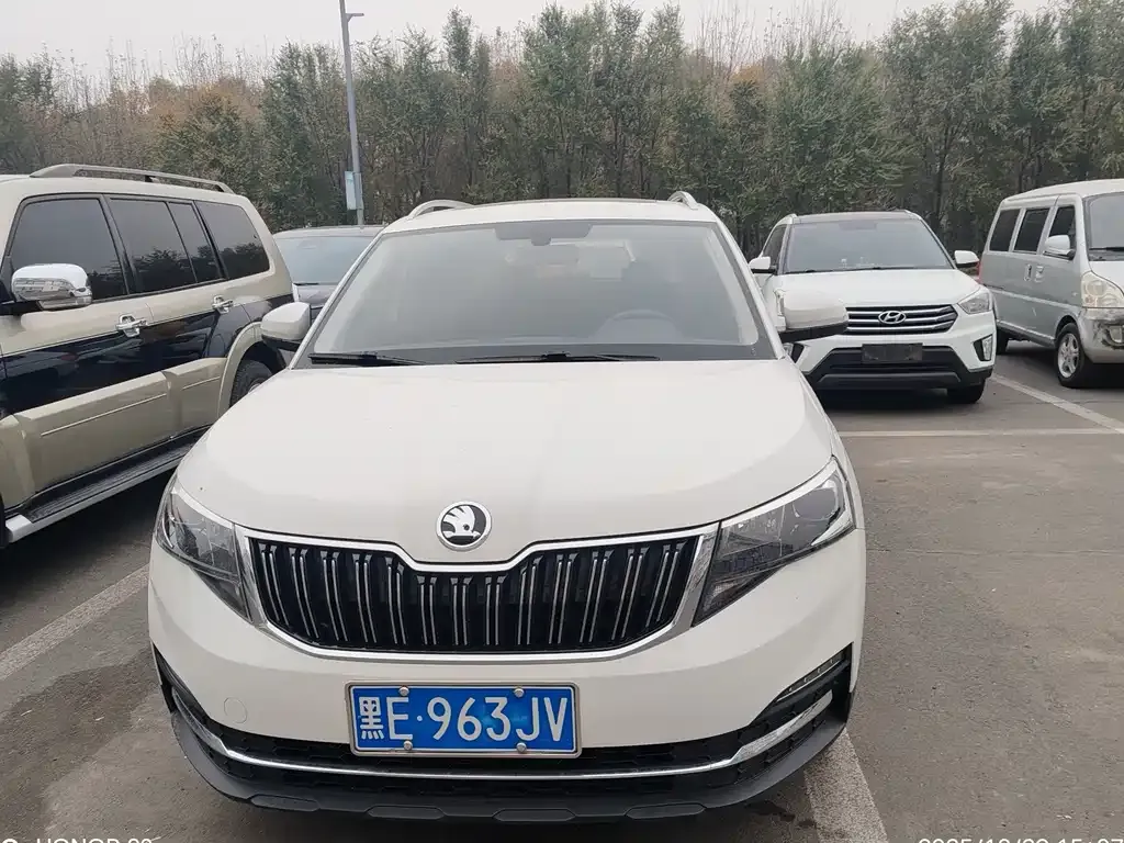 Skoda Kamiq — фото 2