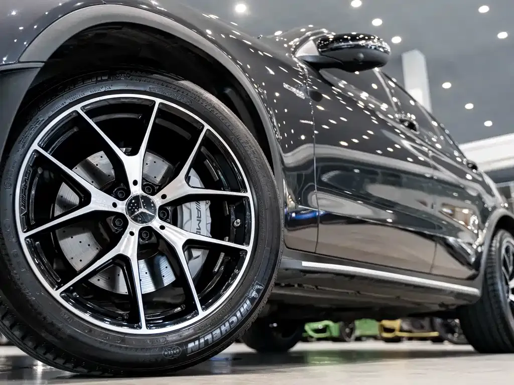 Mercedes-Benz GLC AMG — фото 7