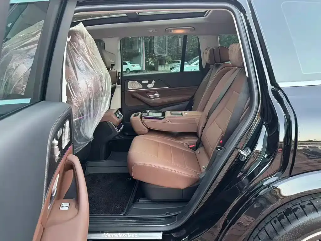 Mercedes-Benz GLS — фото 9