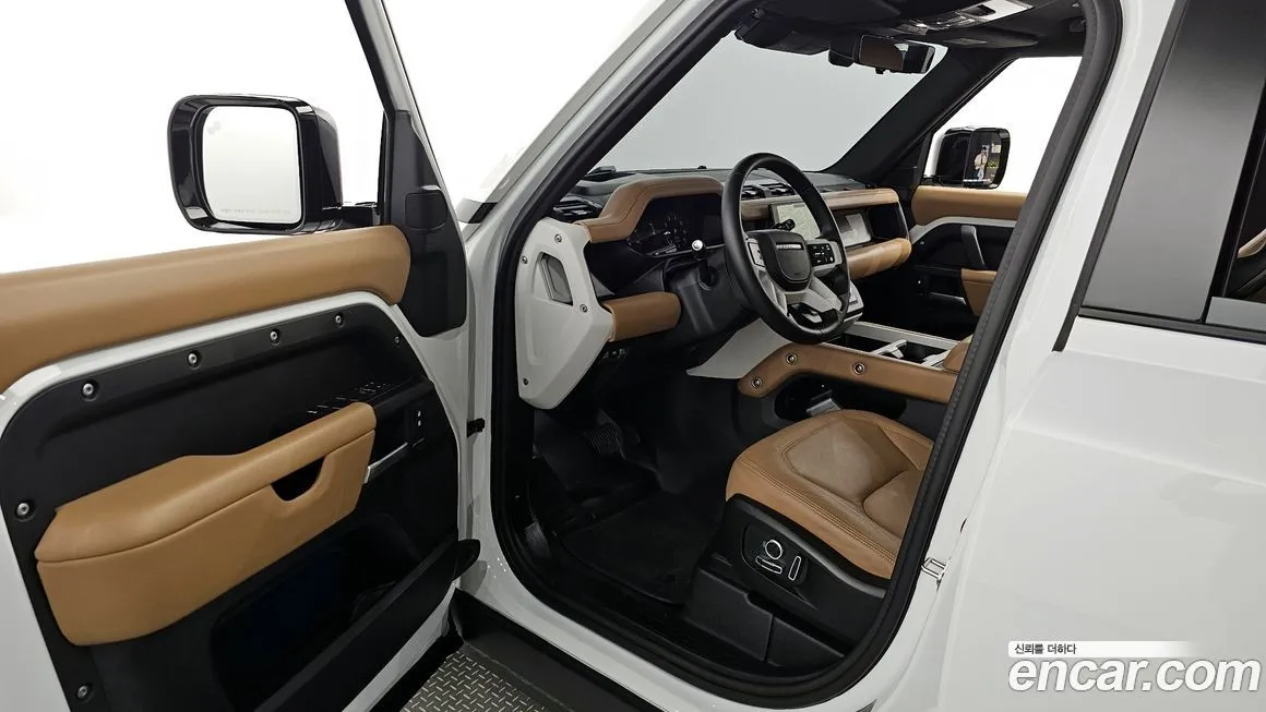 Land Rover Defender — фото 10