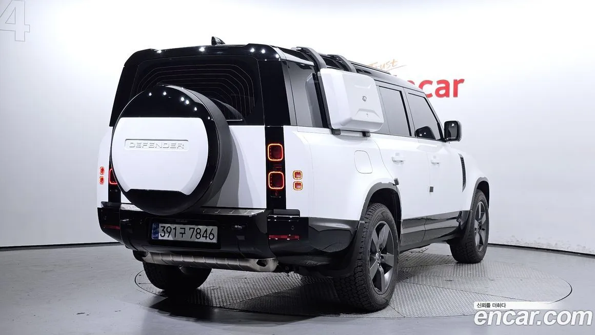 Land Rover Defender — фото 2