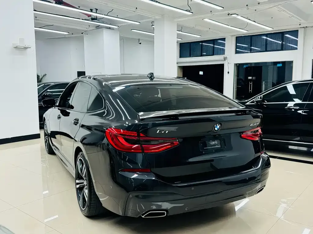 BMW 6 Series GT — фото 9