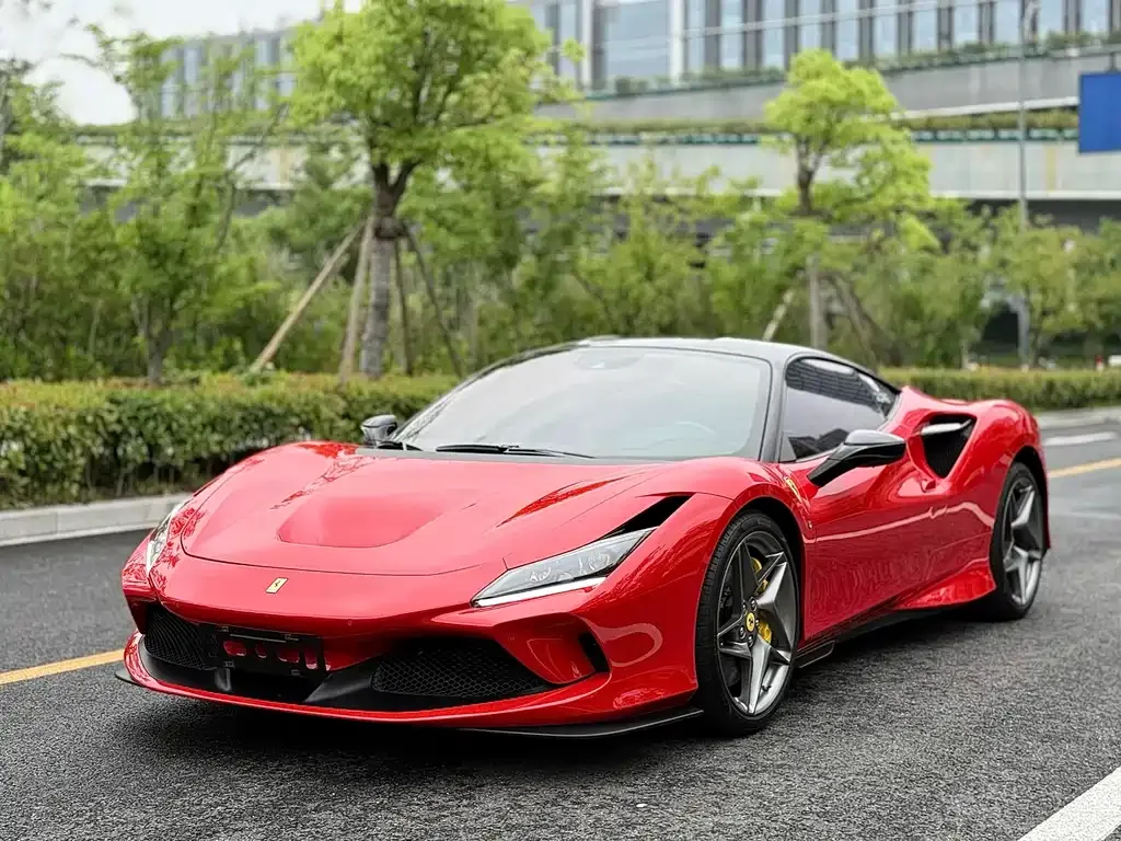 Ferrari F8 — фото 1