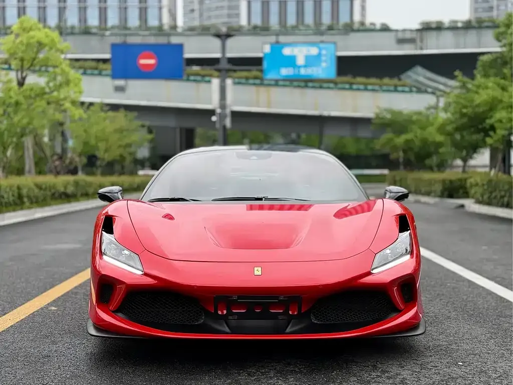 Ferrari F8 — фото 2