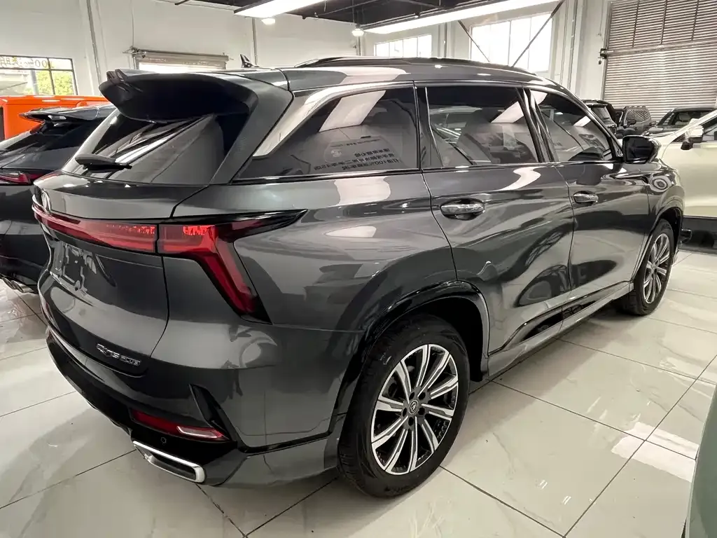 Changan CS75PLUS — фото 3