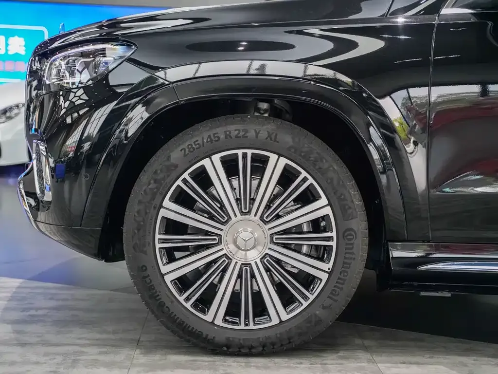 Mercedes-Benz GLS — фото 5
