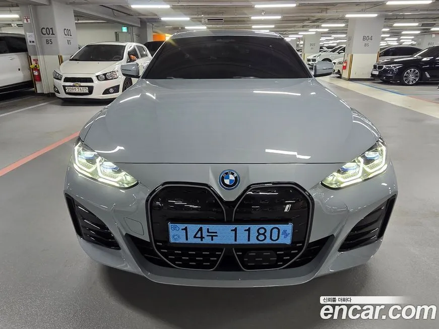 BMW i4 — фото 2