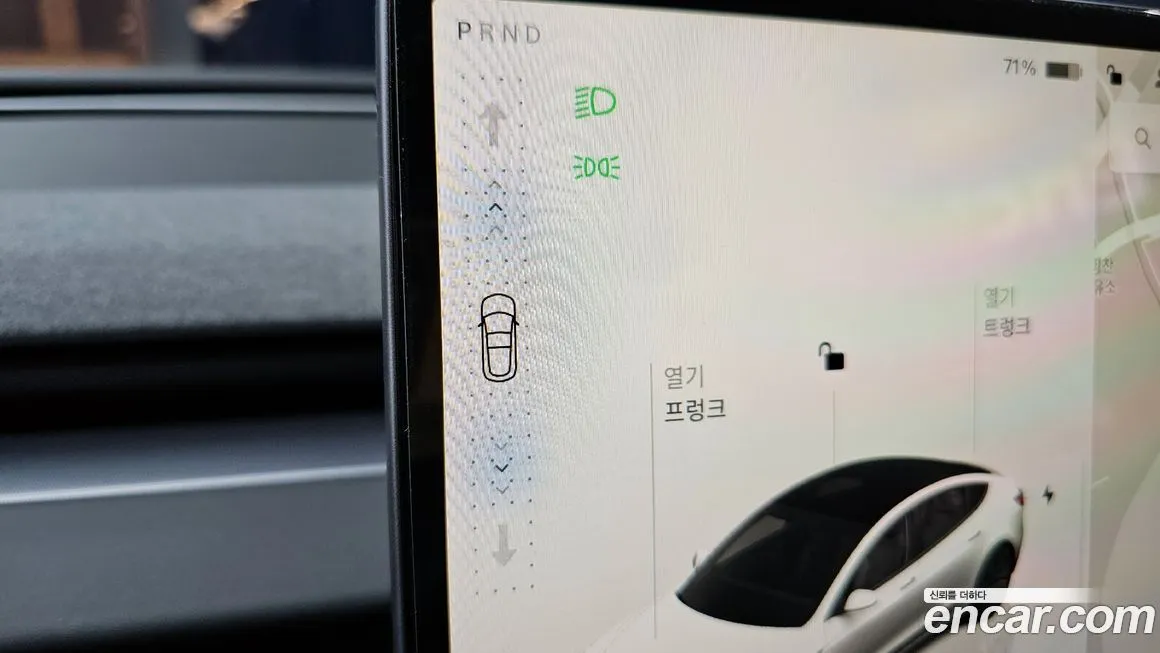 Tesla Model 3 — фото 9