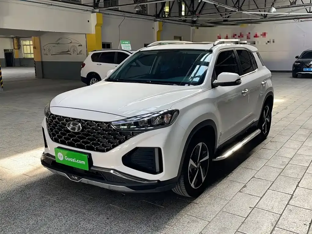 Hyundai ix35 — фото 1