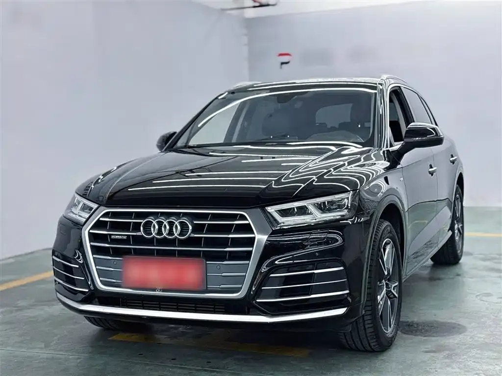 Audi Q5L — фото 3