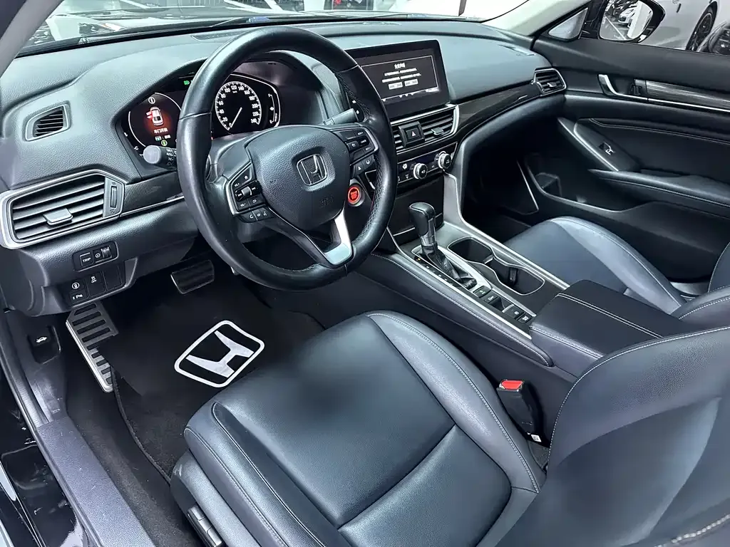 Honda Accord — фото 6