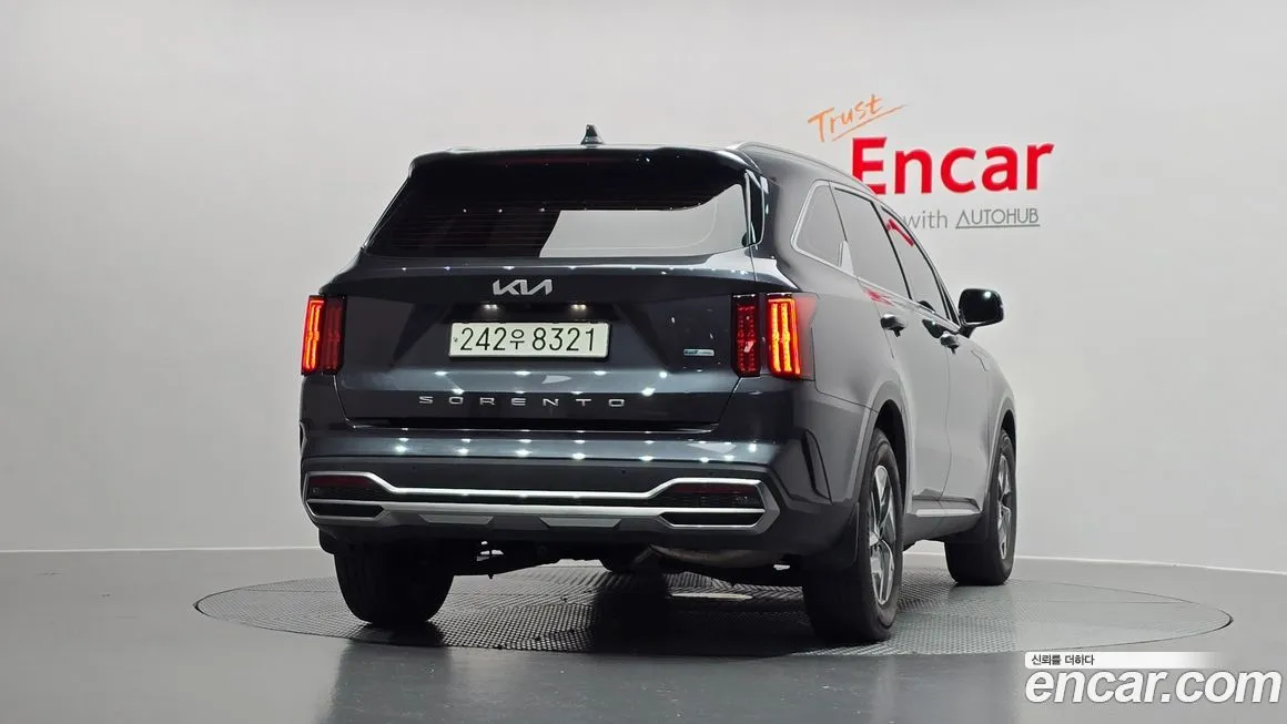 Kia Sorento — фото 4