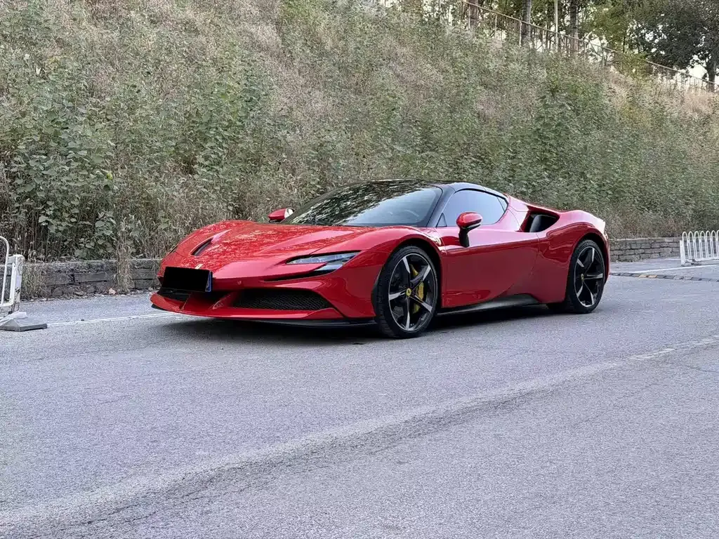 Ferrari SF90 — фото 8