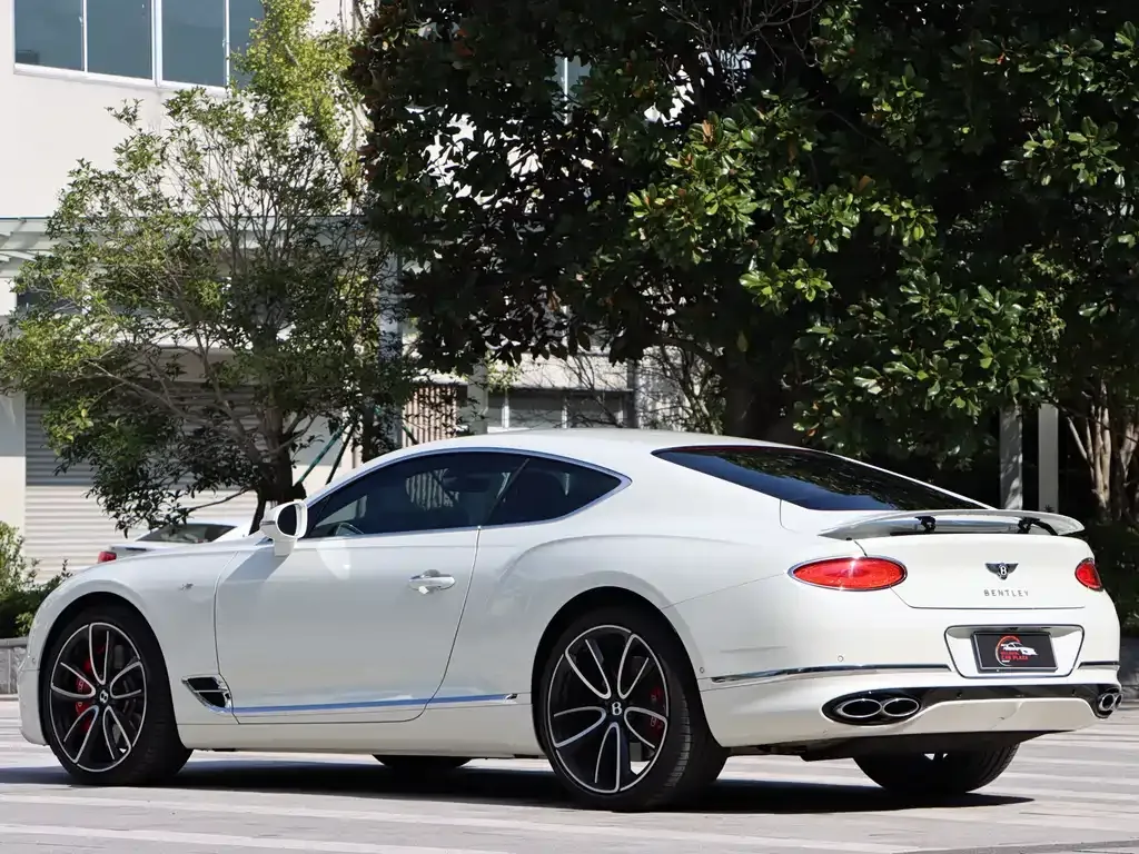 Bentley Continental — фото 6