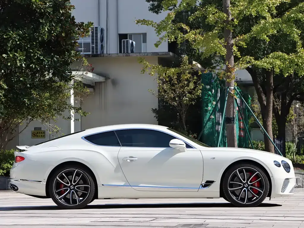 Bentley Continental — фото 7