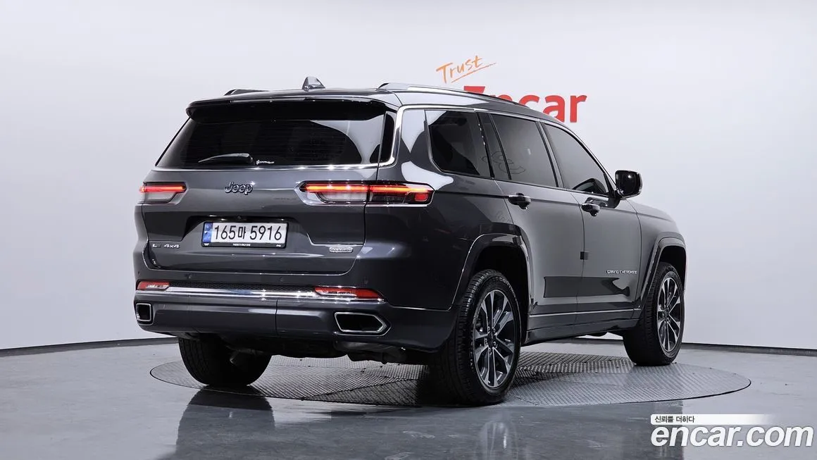 Jeep Cherokee — фото 2