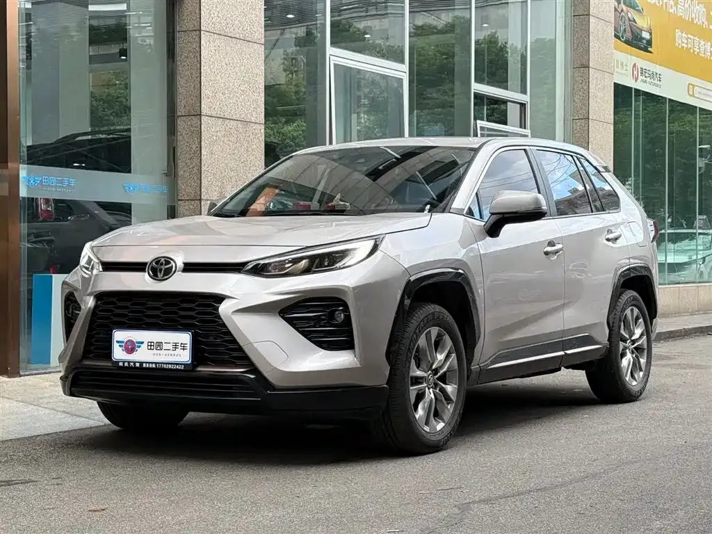 Toyota Wildlander — фото 1