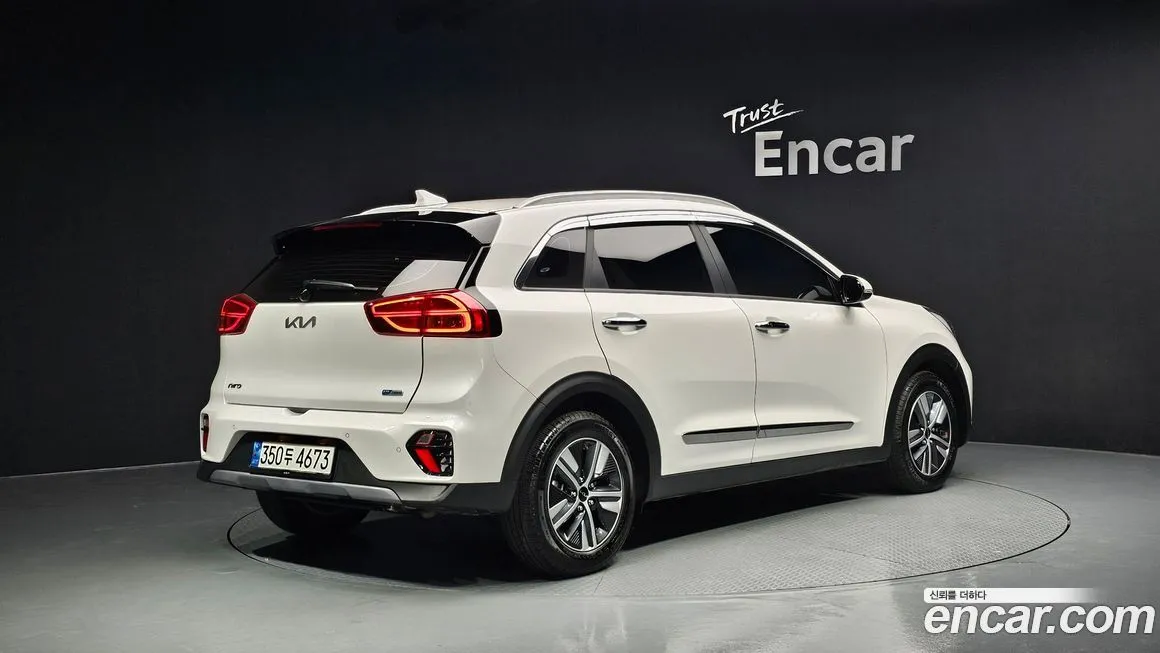 Kia Niro — фото 2