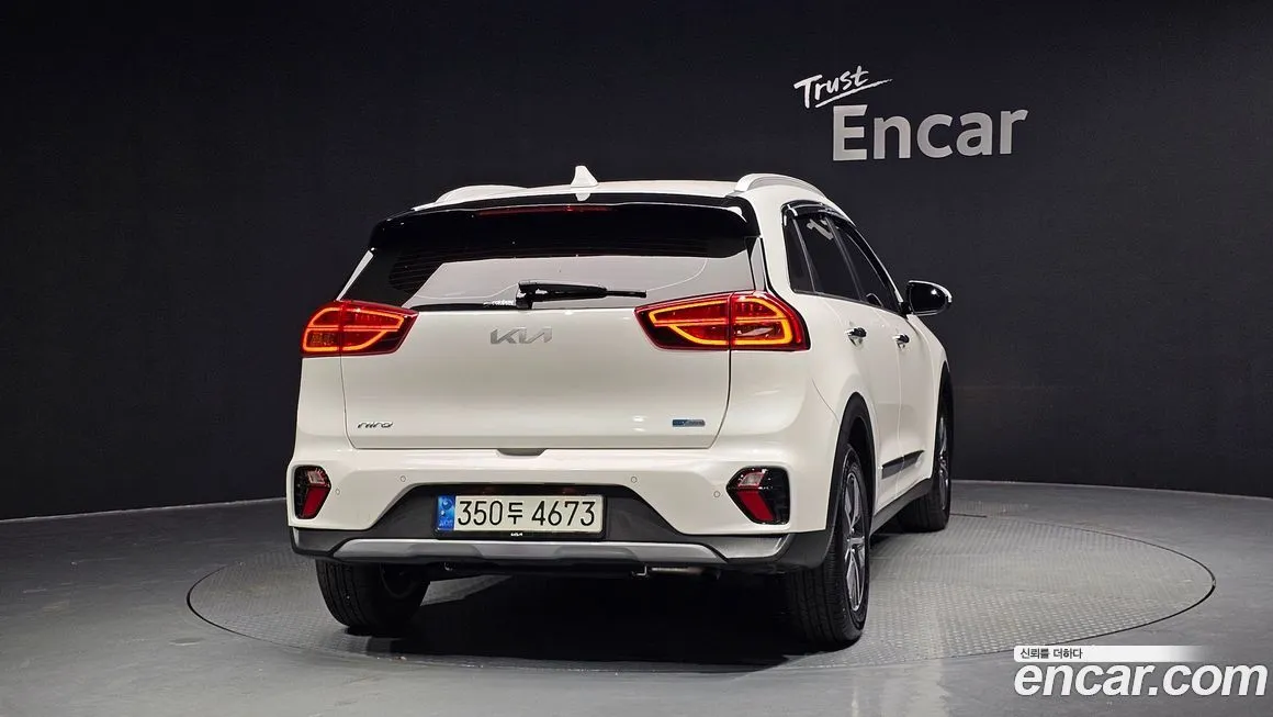 Kia Niro — фото 4