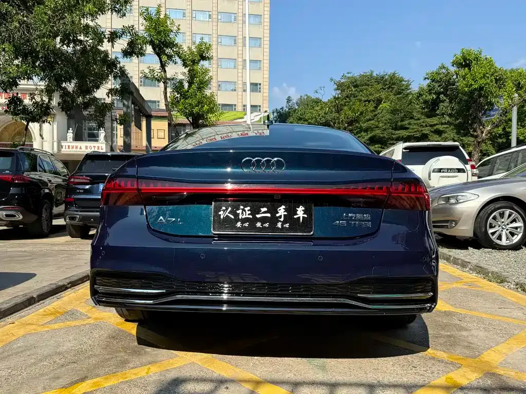 Audi A7L — фото 4
