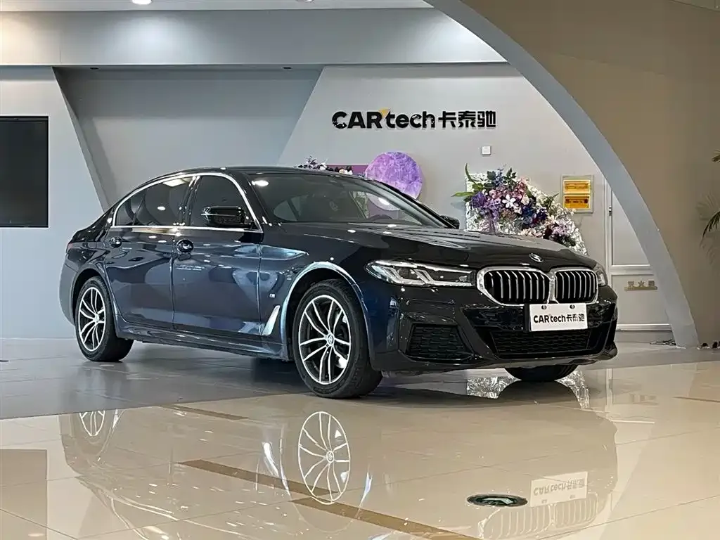 BMW 5 Series — фото 2