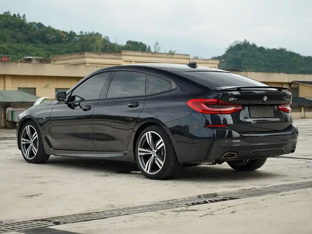 BMW 6 Series GT — фото 9