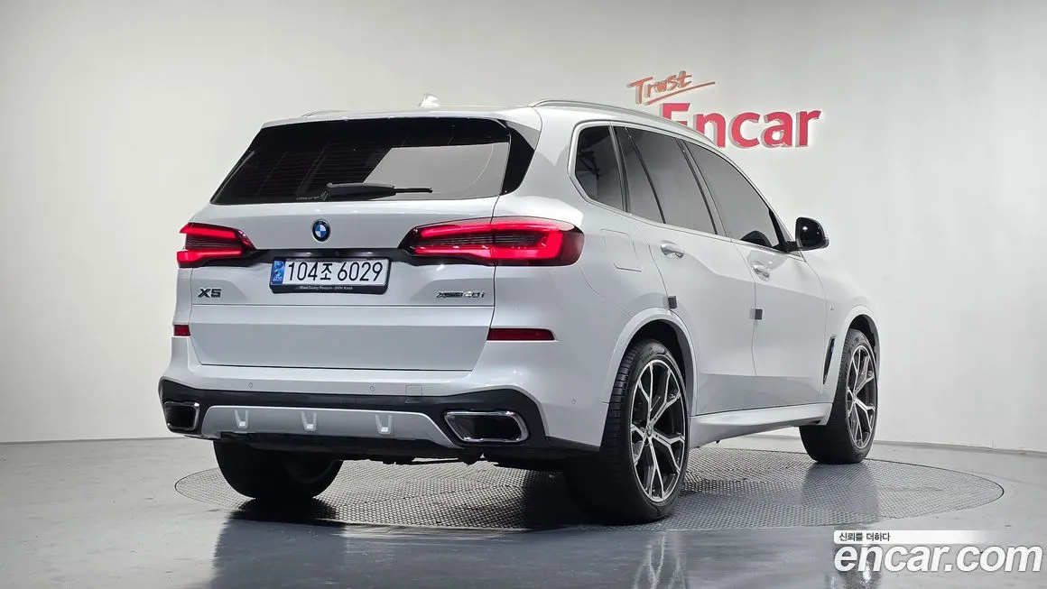 BMW X5 — фото 2