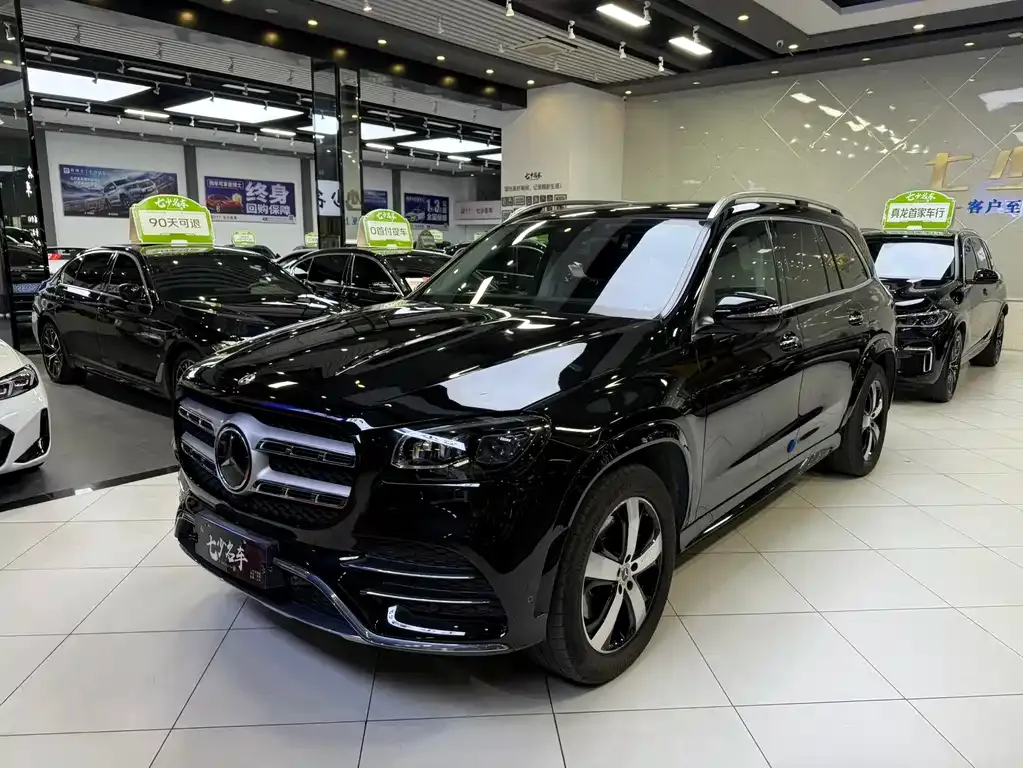 Mercedes-Benz GLS — фото 1