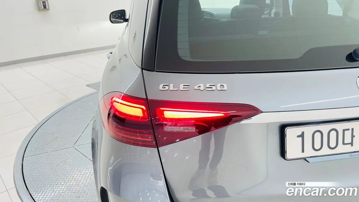 Mercedes-Benz GLE-Class — фото 10