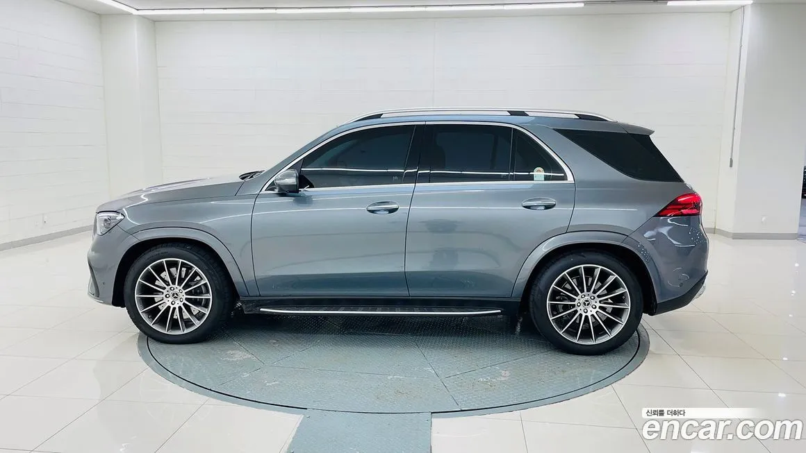 Mercedes-Benz GLE-Class — фото 2