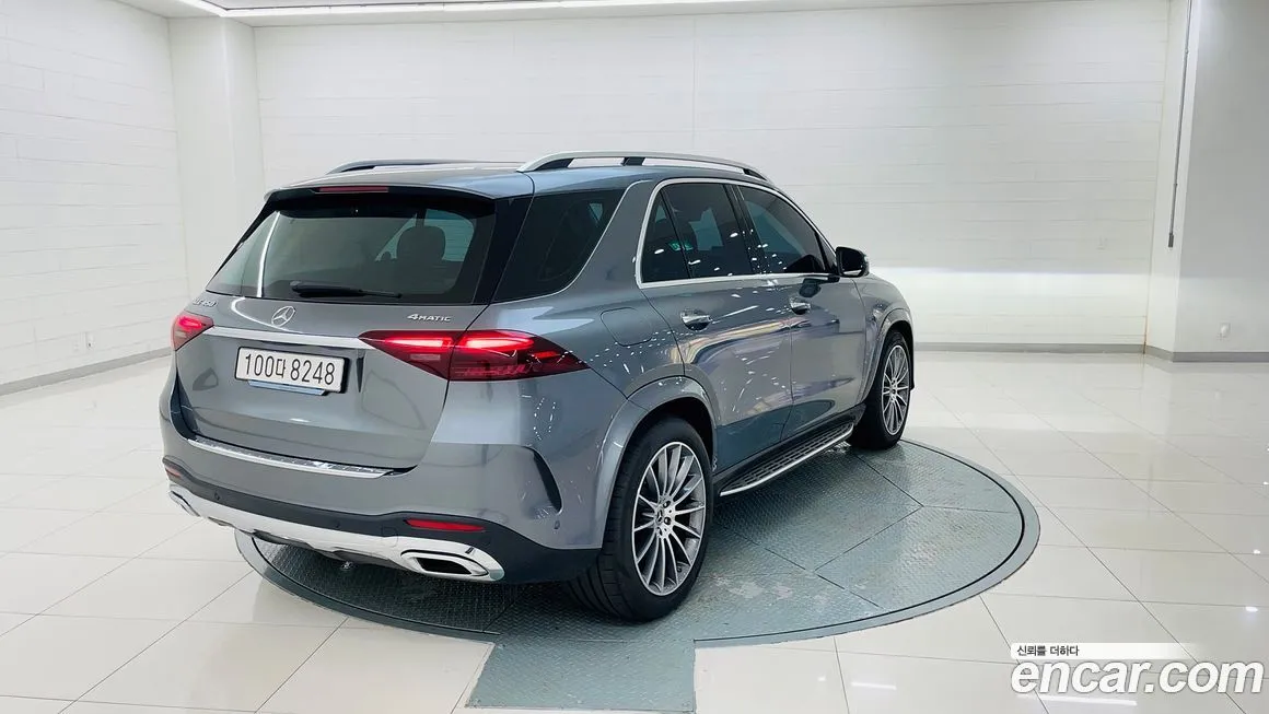 Mercedes-Benz GLE-Class — фото 5